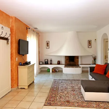 Villa House Near The Beach La Garoupe In Cap D'antibes